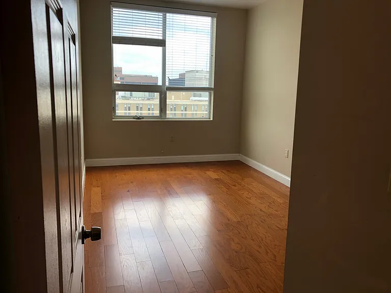 910 Cherry Street — Photo 24