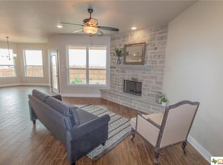 325 Western Sky Trl, Jarrell, TX 76537