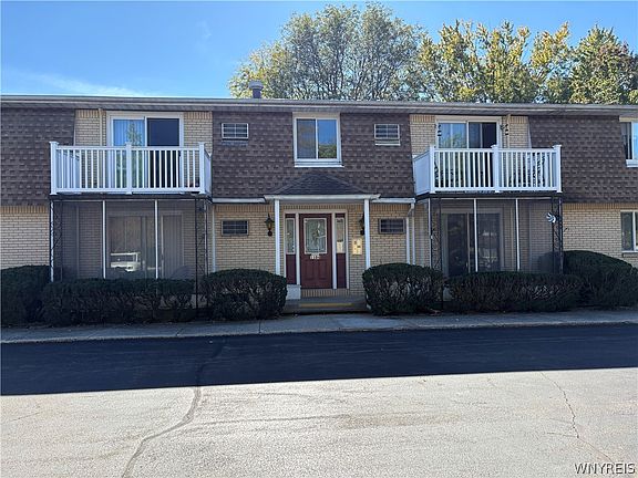 3rd image of 1104 Indian Church Rd APT 9
