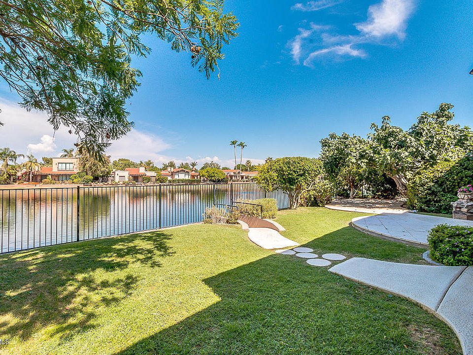 2nd image of 8234 E Del Cadena Dr