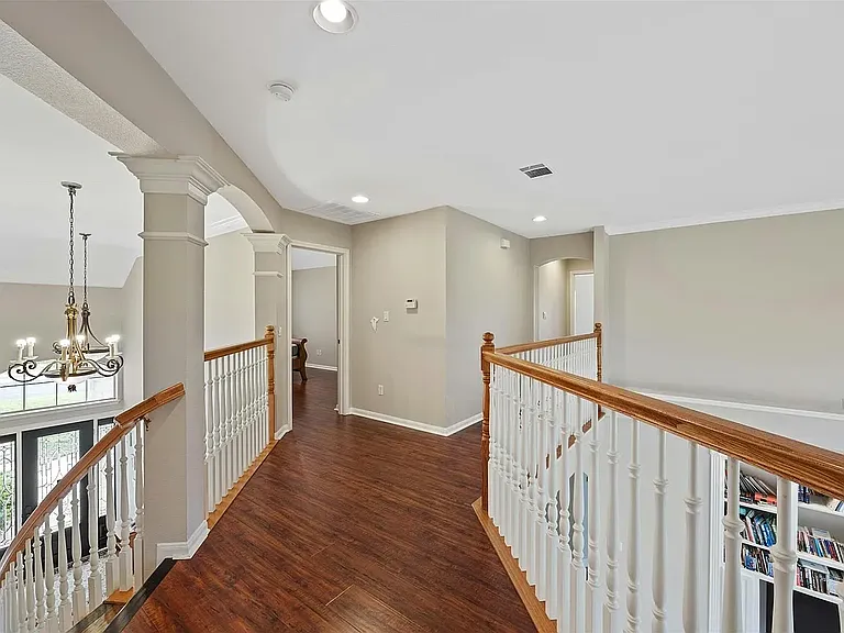 10700 Hastings Ln — Photo 22