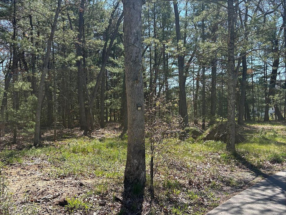2nd image of Hampshire Hill Ln #44
