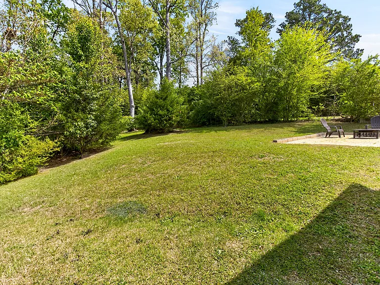 2331 Kennington Rd — Photo 13