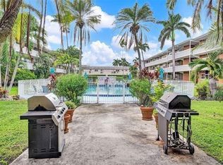 141 NE 10th Ave APT 21A, Hallandale Beach, FL 33009
