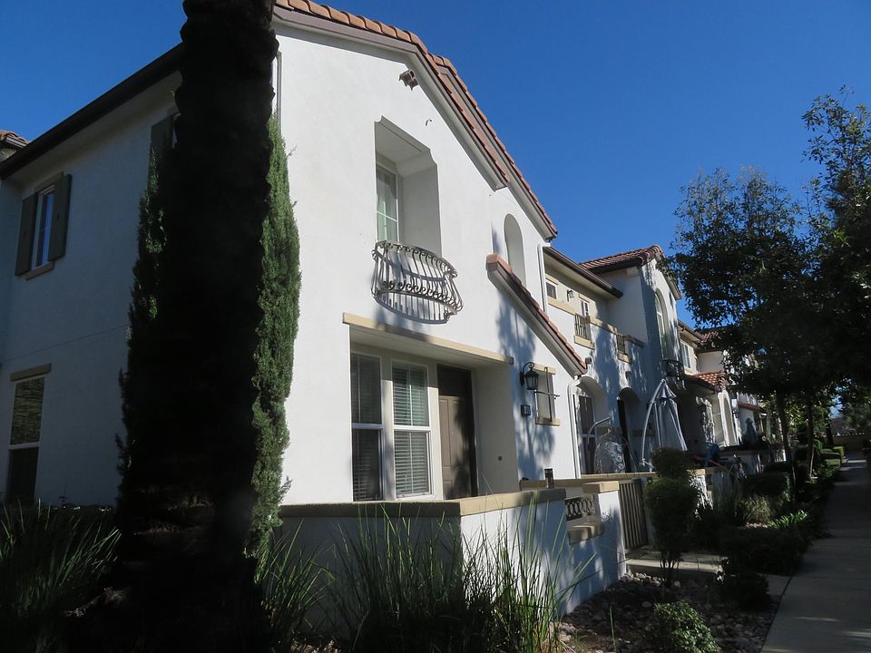 15723 Parkhouse Dr UNIT 44, Fontana, CA 92336 Zillow