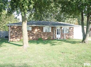 802 S Carrie Ln, Manito, IL 61546