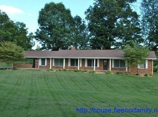 247 Picadilly Ln, Gray, TN 37615