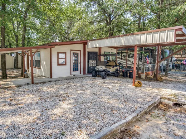 5709 Campfire Ln, Granbury, TX 76049