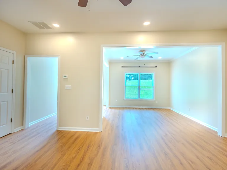 650 Cedar Creek Dr — Photo 10