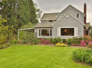 423 S Settlemier Ave, Woodburn, OR 97071
