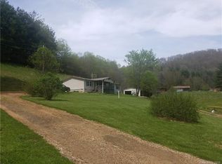 65 Wilson Dr, Canton, NC 28716