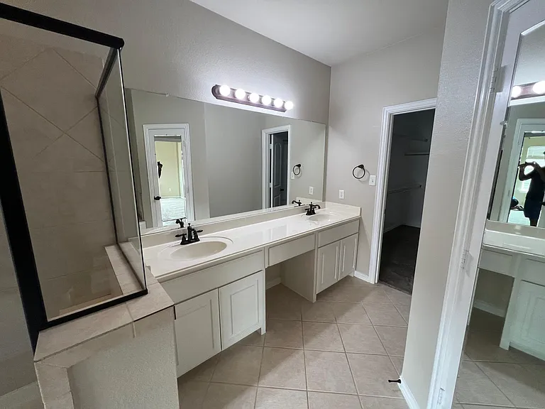 2500 Rockbrook Dr #42 — Photo 9
