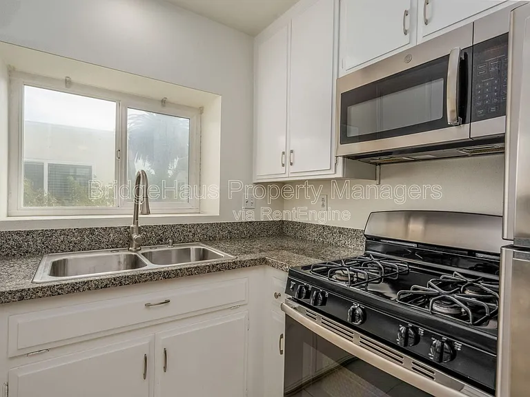 4036 Shasta St #10 — Photo 12