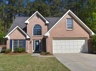 235 Ivy Creek Dr, Loganville, GA 30052