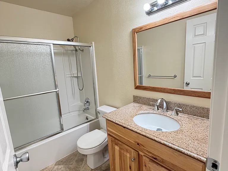 125 Ascot Ct #3 — Photo 12