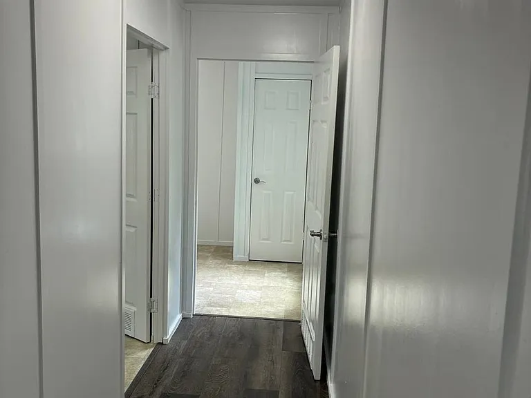 1416 Robin St — Photo 6