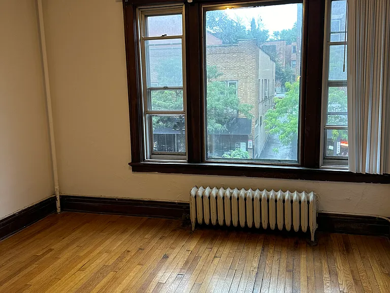 525 State St — Photo 5