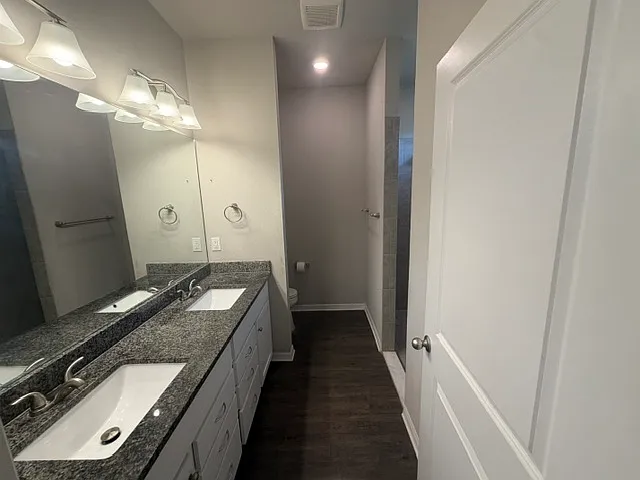 1504 NE 34th Ln — Photo 15