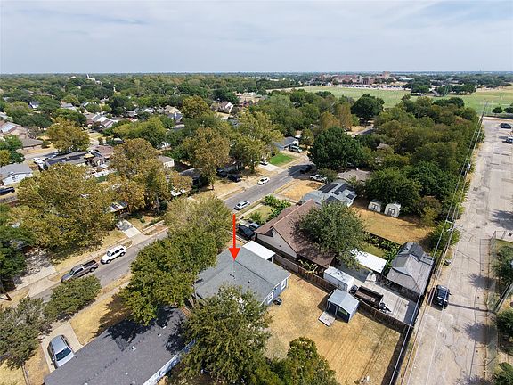 2nd image of 2720 Blyth Dr