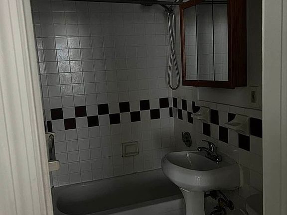 3rd image of 71 E 2nd St APT 3B