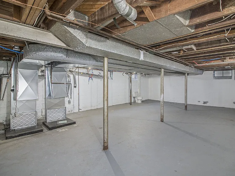19421 Moross Rd #2 — Photo 11