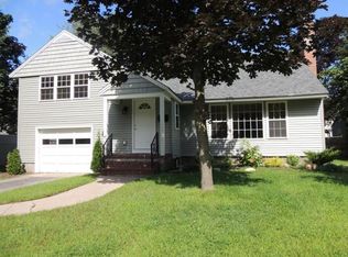 11 Broadacres Rd, Queensbury, NY 12804