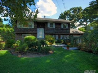 330 Marlin St, Dix Hills, NY 11746