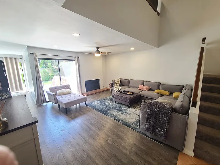 833 Shadow Lake Dr — Photo 3