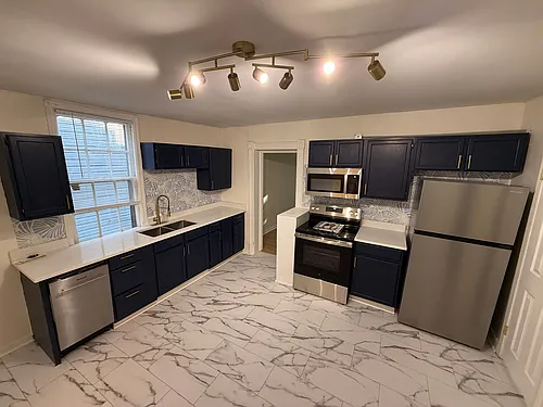 2017 Russell St Photo 1 2017 Russell St Photo 1