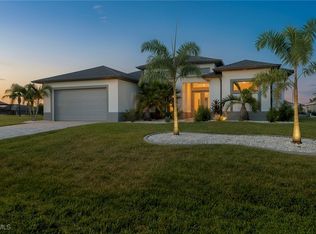 1001 SW 37th St, Cape Coral, FL 33914