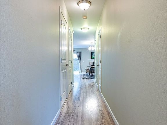 4th image of 12426 160th Street Ct E