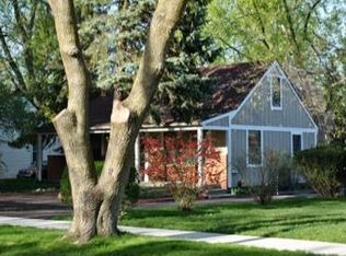 23076 Hawthorne St, Farmington, MI 48336