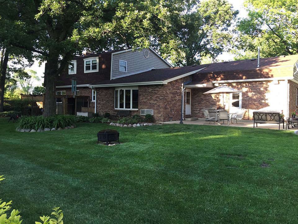 2nd image of 40 S Delany Rd