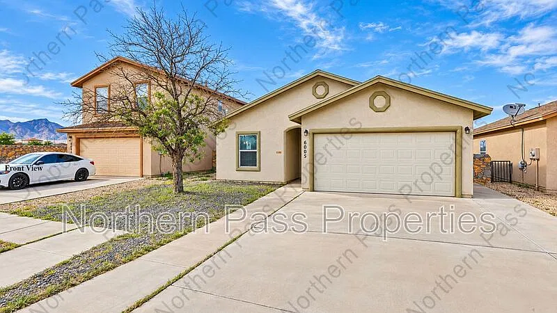3 bed, 2.0 bath, 1211 sqft, $1,545 — Photo 3