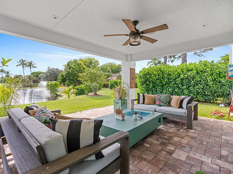 6204 Celadon Cir — Photo 39