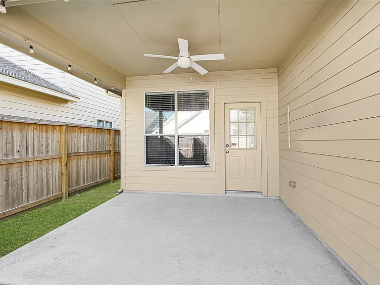 17255 Lafayette Hollow Ln — Photo 21