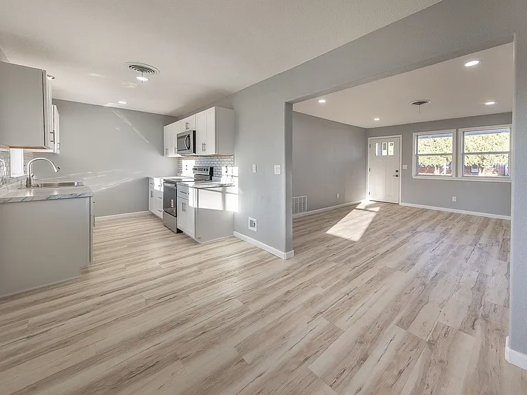 5409 Avenue D — Photo 15