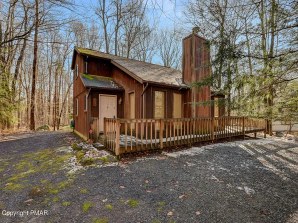 1327 Pine Cone Rd, Pocono Pines, PA 18350