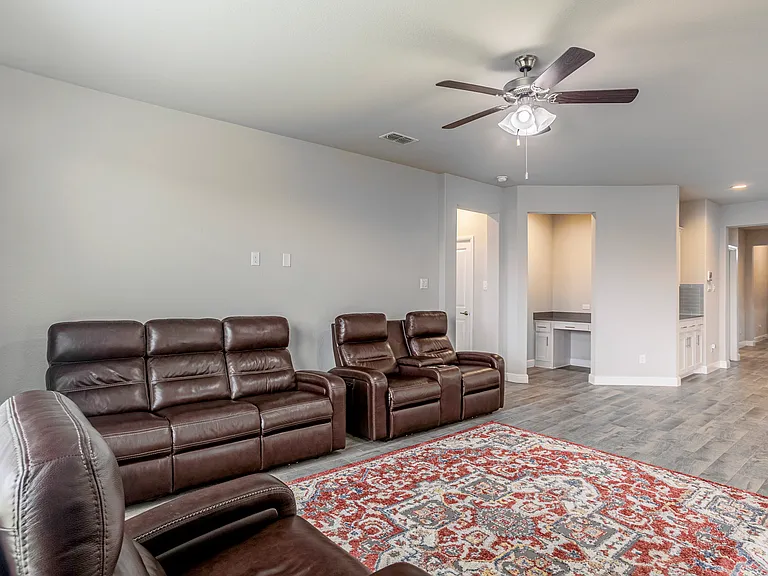 15825 Bronte Ln — Photo 13