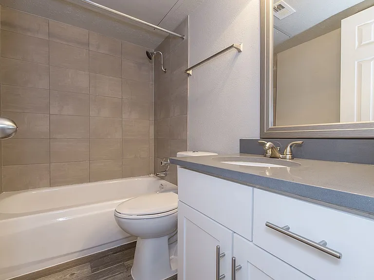 Avondale Parc @ Bellmar — Photo 33