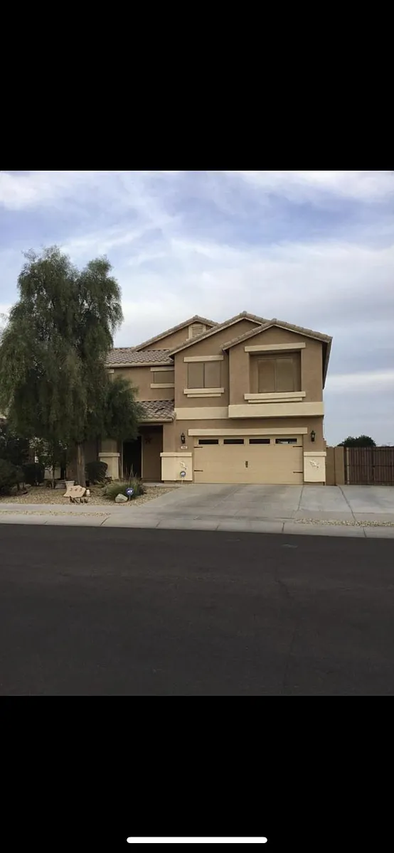 Building Photo - 345 S 165th Dr