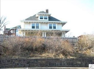 2531 E Superior St, Duluth, MN 55812