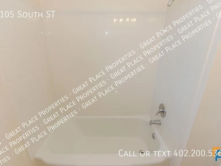 3105 South St — Photo 15