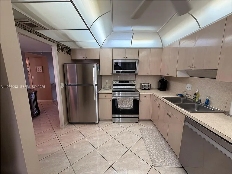 4100 Galt Ocean Dr #1706 — Photo 19