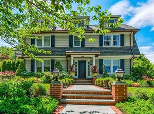 134 Manor Rd, Flushing, NY 11363