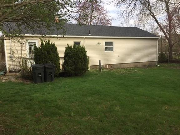 2nd image of 50 Whittaker Ave
