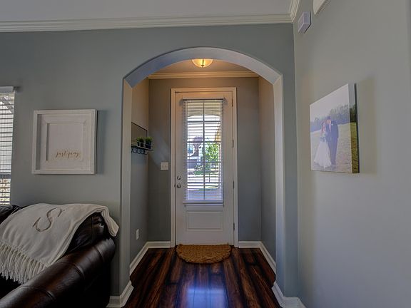 3rd image of 12446 Noni Valley Dr