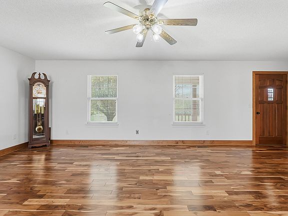 3rd image of 7931 Short Tail Springs Rd