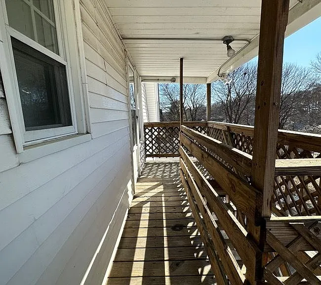 197 Nichols St #3 — Photo 7