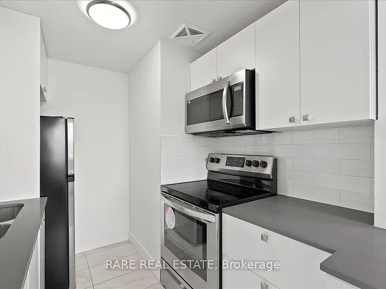 7555 Goreway Dr #272 — Photo 3